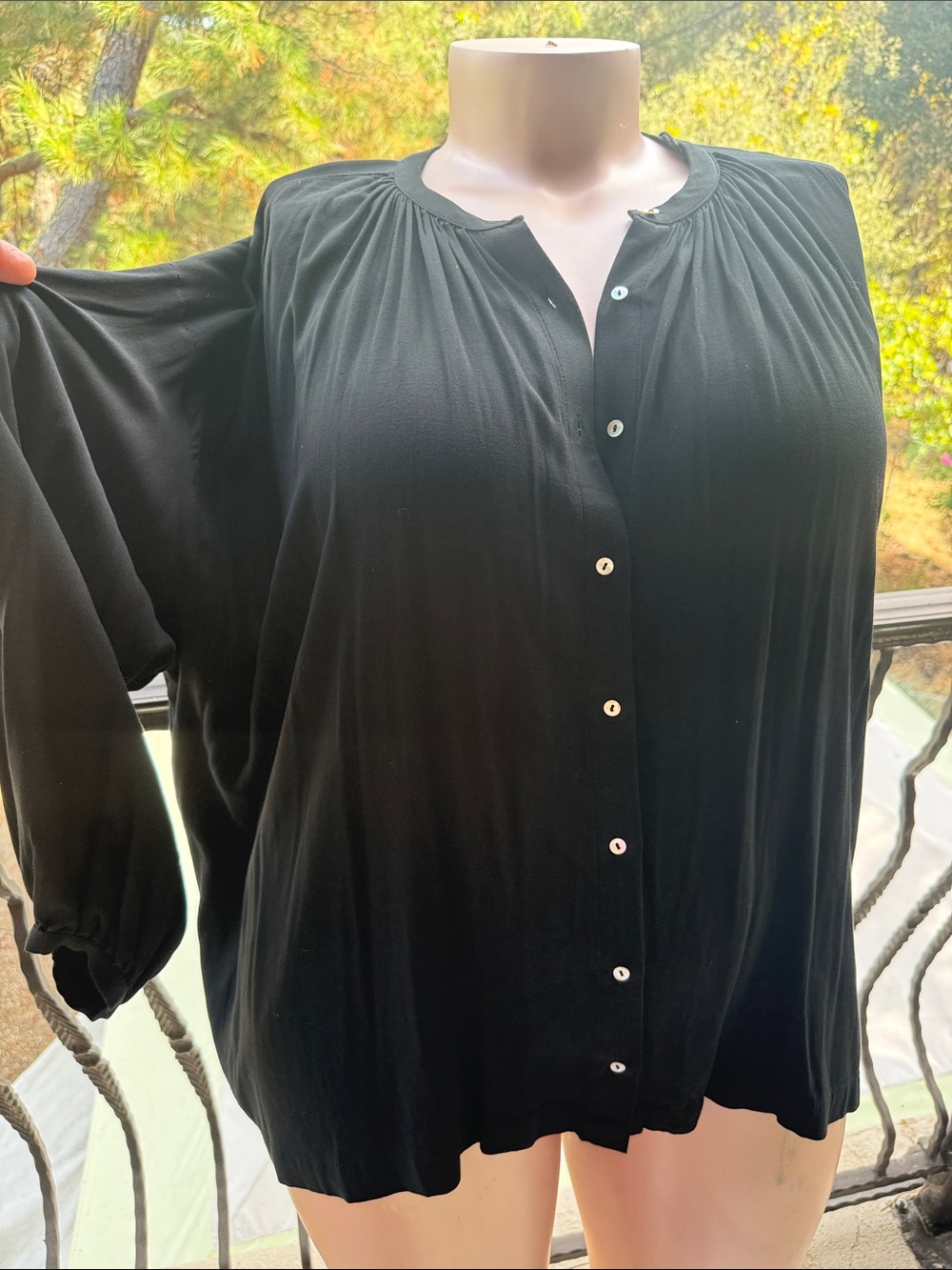 NWT Chaser Idol Blouse black-drop shoulder-tab collar-button up-long sleeve L XL